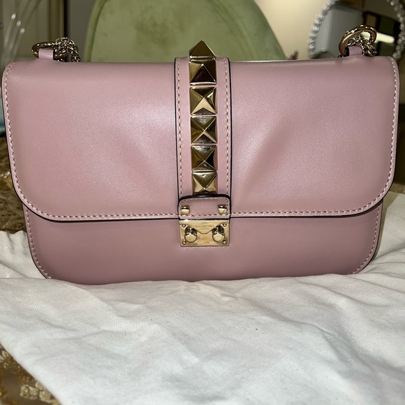 Valentino Garavani Handbags - VALENTINO Authentic Glam Lock in powder nude medium size
